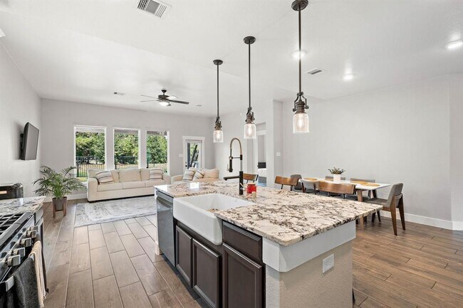 Building Photo - 11711 Tranquility Summit Dr