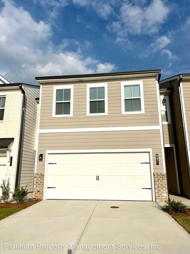 Foto principal - 3 br, 2.5 bath House - 122 Founders Dr