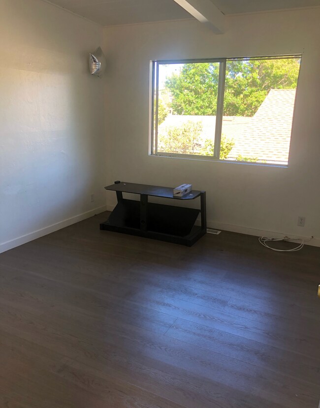 Dormitorio 2 - 6 Jones Pl