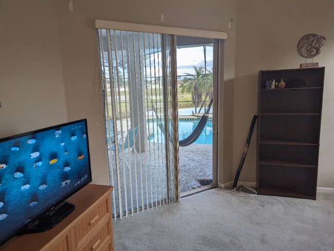 Foto del edificio - 713 Forestgreen Ct