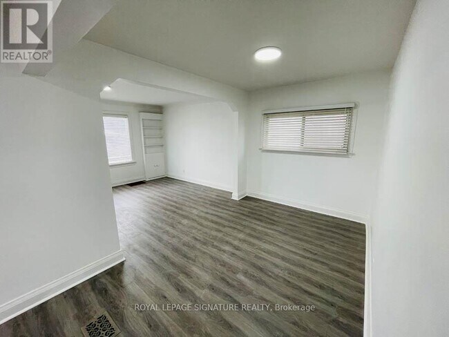 Building Photo - 71 Shangarry Dr