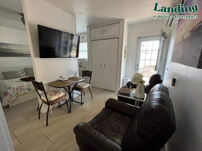 Foto del edificio - 3517 Baxter Dr
