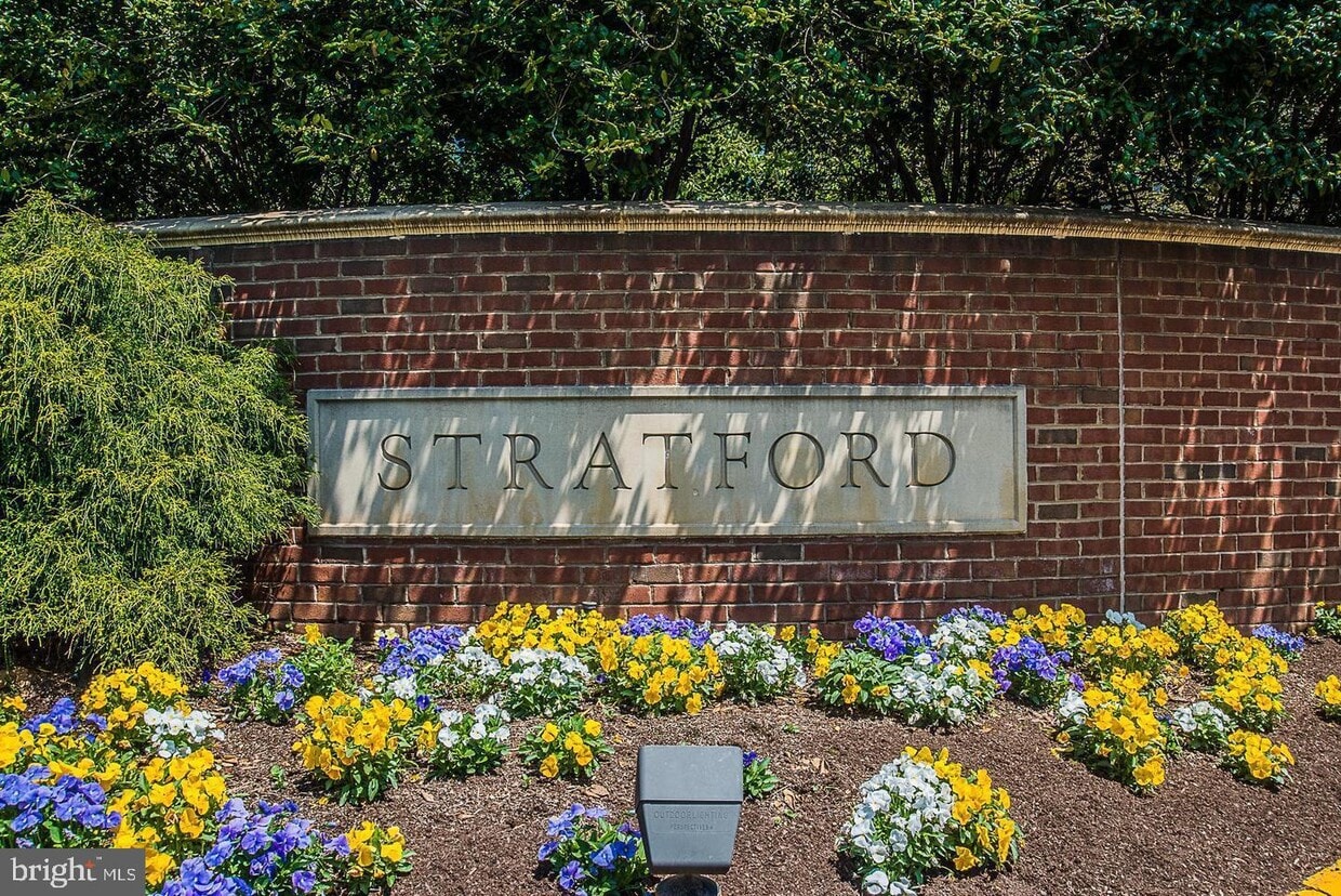 11776 Stratford House Pl Unit 1005, Reston, VA 20190 Room for Rent in