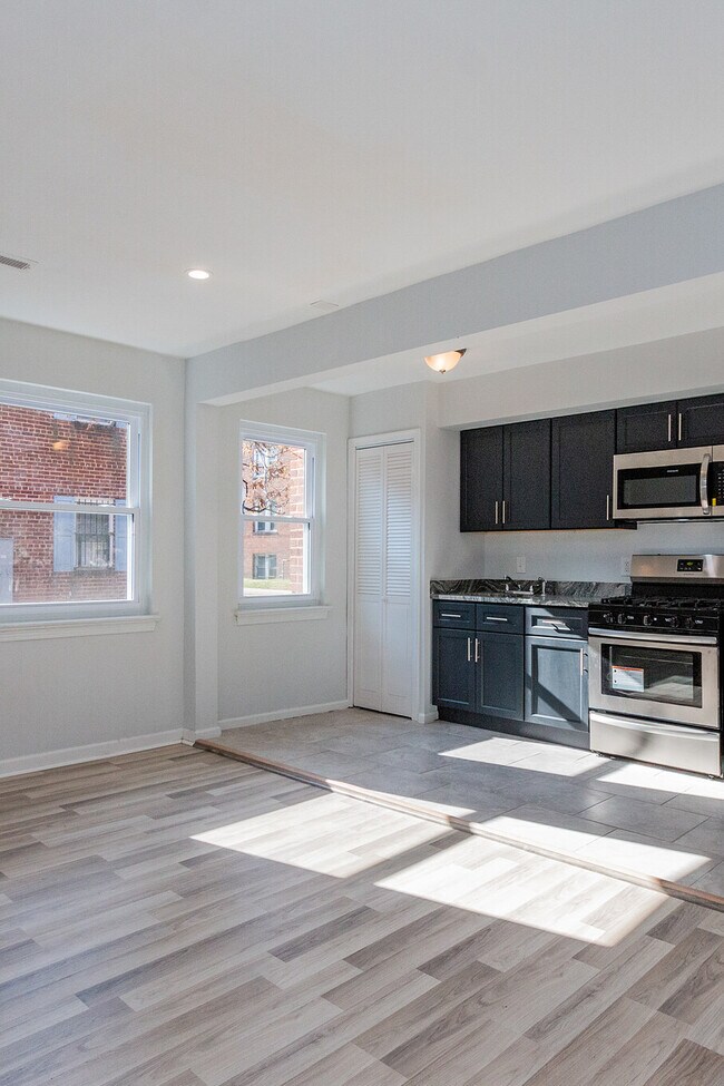Foto del edificio - 529 16th St NE