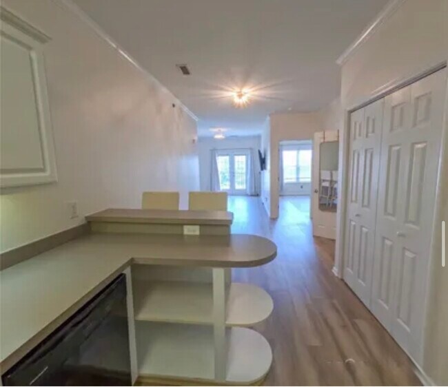 Foto del edificio - 1410 4th St Dr NW