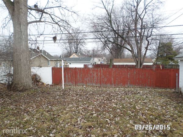 Building Photo - 26038 Eureka Rd