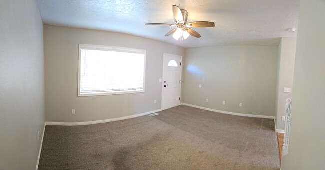 Foto del edificio - Townhouse For Rent In Rexburg