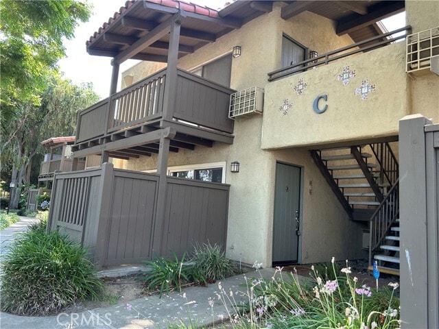 Primary Photo - 1345 Cabrillo Park Dr