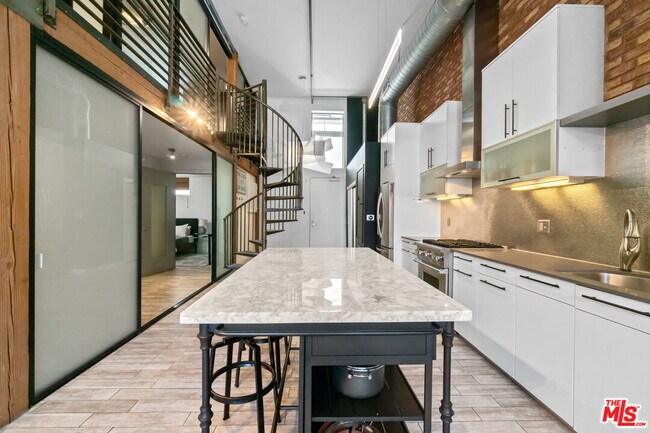 Foto del edificio - 4115 Glencoe Ave