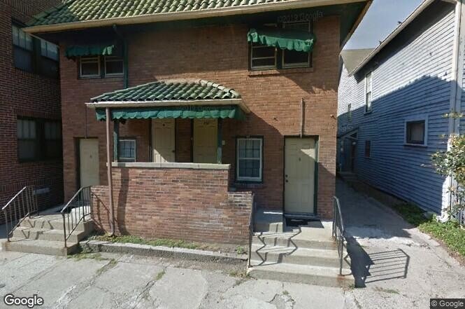 Primary Photo - 212 E 10th St