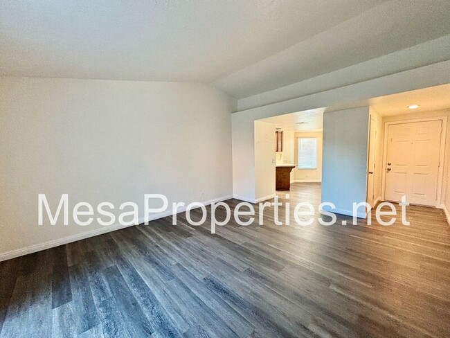 Foto del edificio - 16461 Spruce St