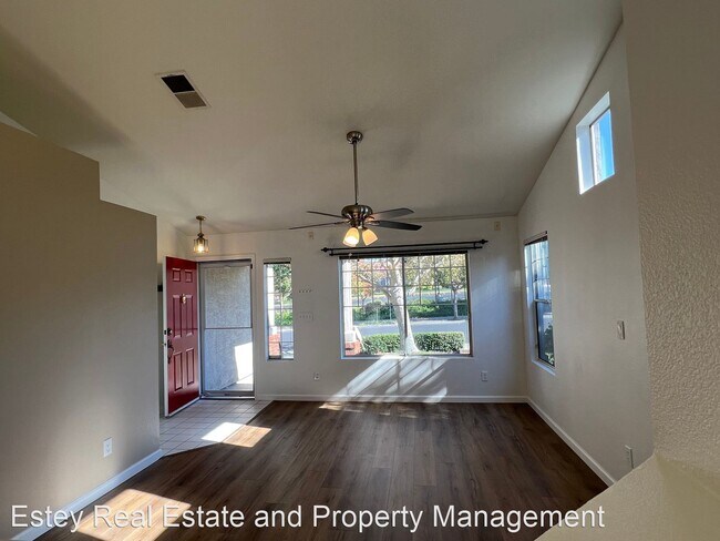 Building Photo - 3 br, 2 bath House - 4767 Canyon Hills Drive
