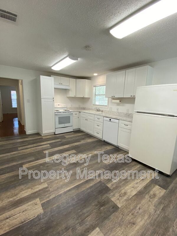 Building Photo - 1259 HCR 1439