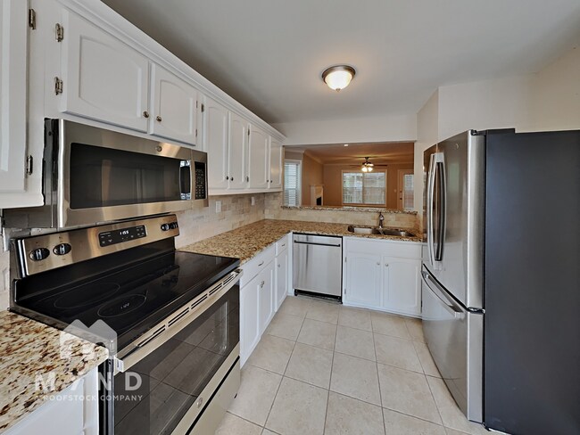 Foto del edificio - 5210 Laurel Bridge Dr SE