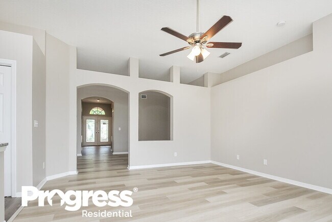 Building Photo - 1221 Barclay Wood Dr