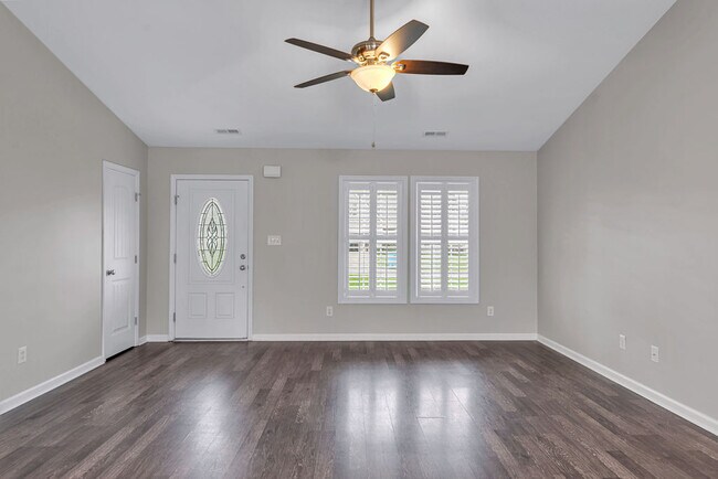 Foto del edificio - 202 Cottage Ln