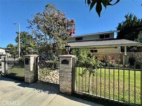 Building Photo - 13330 Killion St