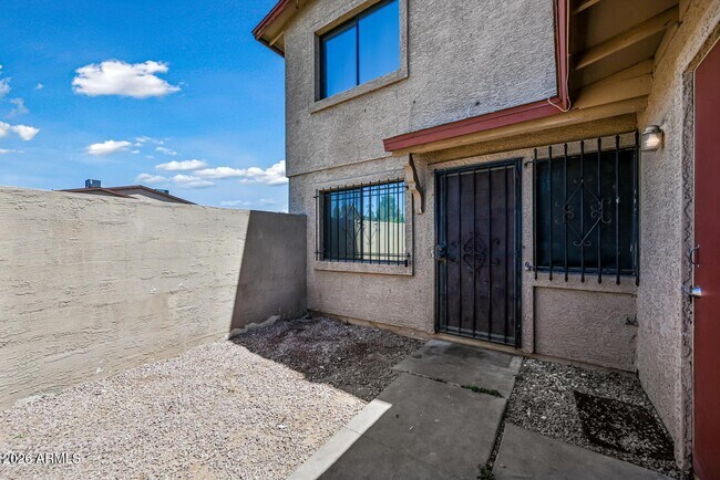 Foto del edificio - 3959 W Palomino Rd