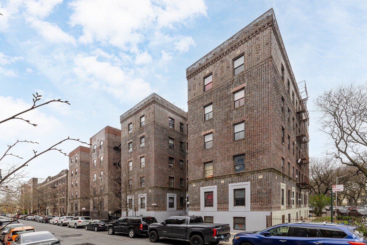 10 Westminster Rd Brooklyn, NY 11218 - 10 Westminster Rd