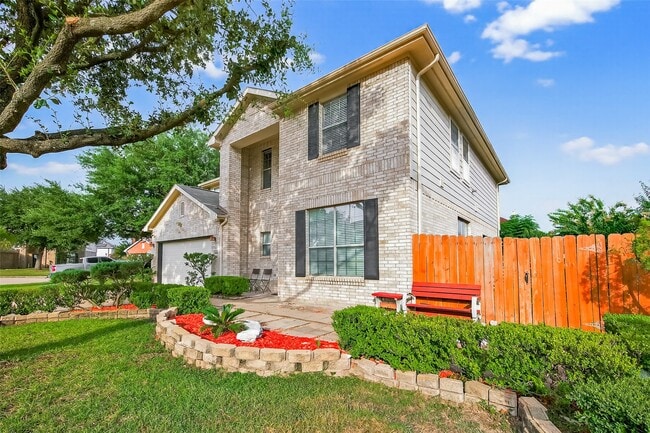 Foto del edificio - 21515 White Falls Ln