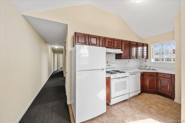 Foto del edificio - 2948 Wickham Ave