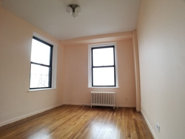 Foto del edificio - 3145 Brighton 4th St