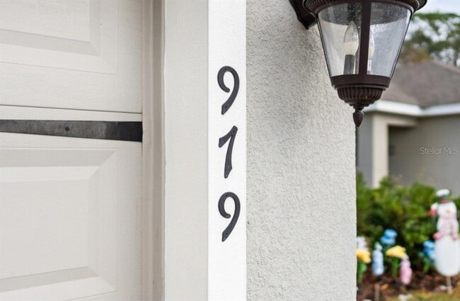 Foto del edificio - 979 Pearly Ridge Ln