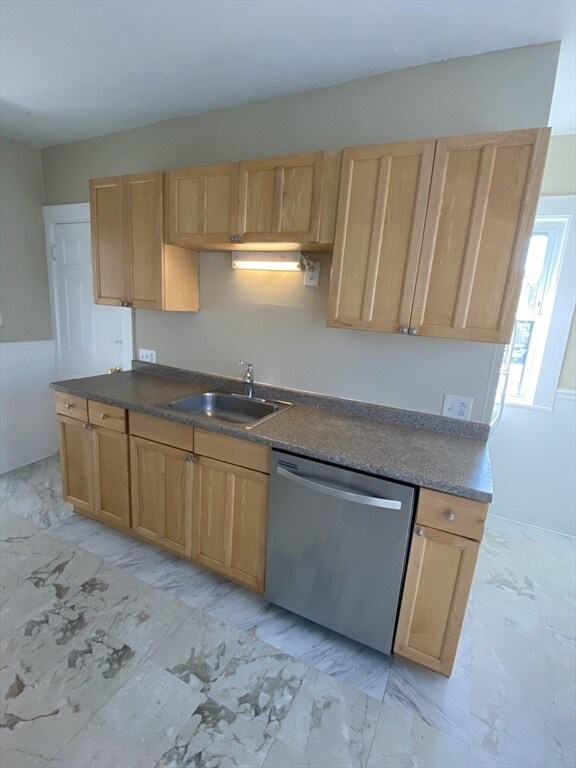 Foto del edificio - 253 Whitwell St