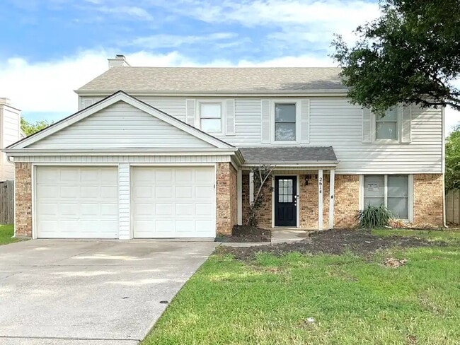 Building Photo - 2614 Remmington Dr