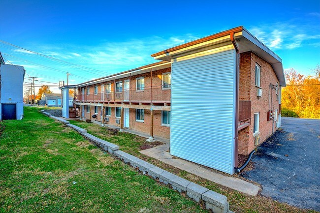 Foto del edificio - 3710 Geraldine Ave