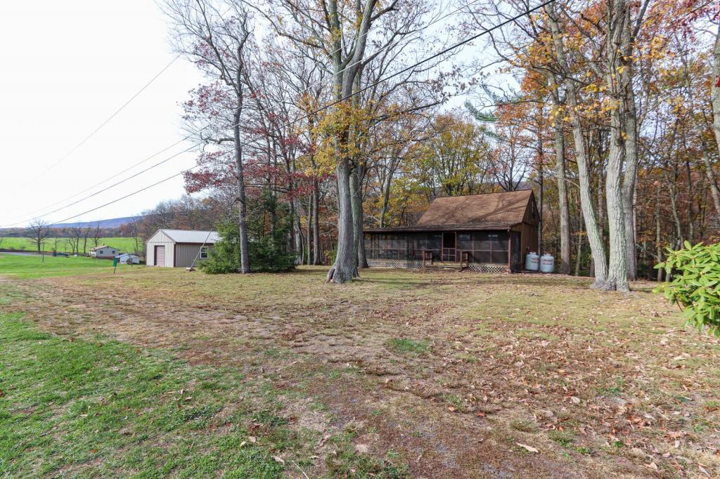 Primary Photo - 116 Bomberger Ln