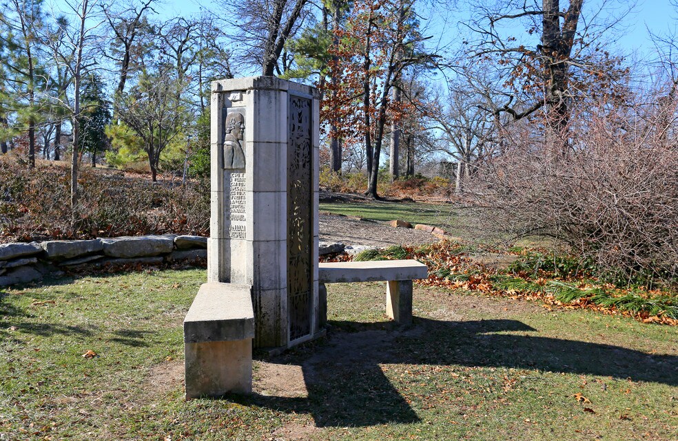 Is Longview Lake a Good Place To Live in Tulsa? Neighborhood Guide by