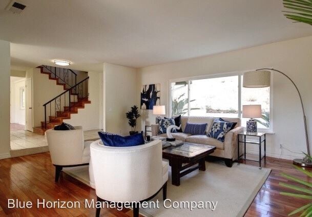 4 Br 2 5 Bath House 751 Sky View Drive For Rent In Santa Building Photo 4 Br 2 5 Bath House 751 Sky View Drive