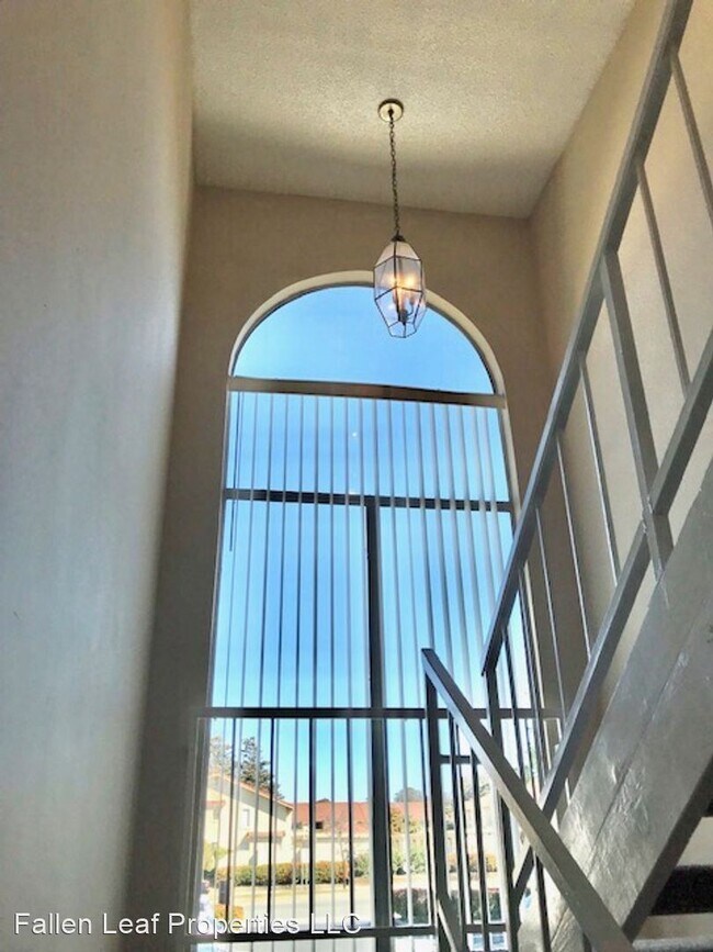 Foto del edificio - 3 br, 3 bath House - 2121 Vale Rd. #41