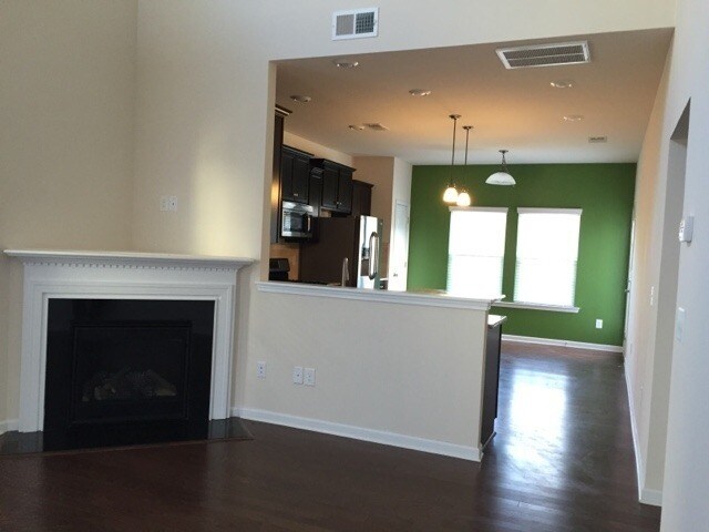 Foto del edificio - Wonderful 4bd/2.5bth in a great community!