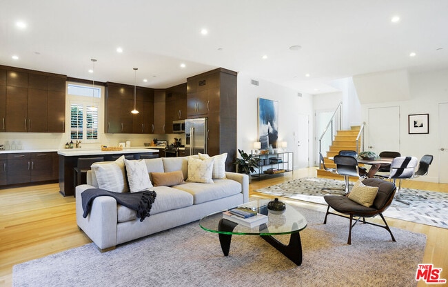 Foto del edificio - 2031 Butler Ave
