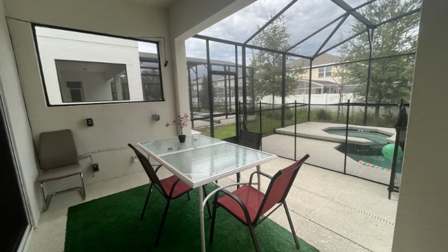 Building Photo - 4495 Monado Dr