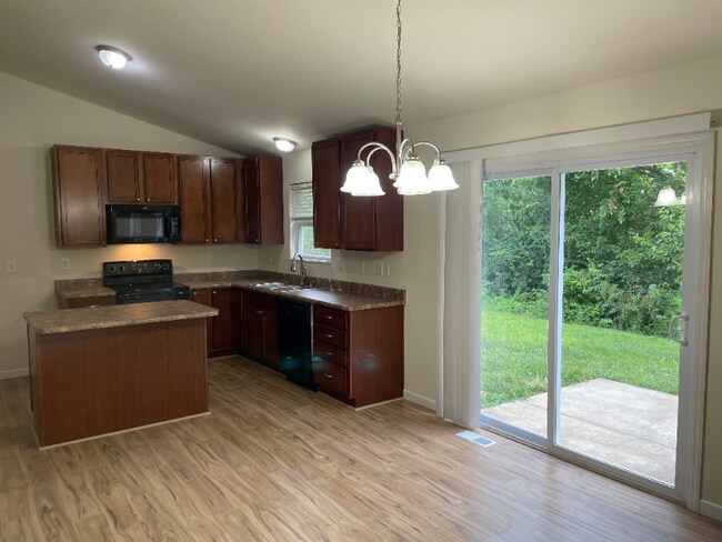 Foto del edificio - 60 Westhampton Ct