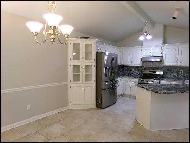 Foto del edificio - 12915 Misty Creek Dr