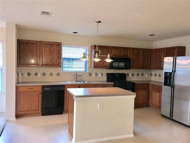 Building Photo - 12346 Peak Cir