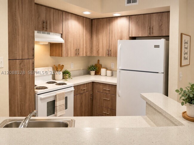 Building Photo - 12620 Vista Isles Dr
