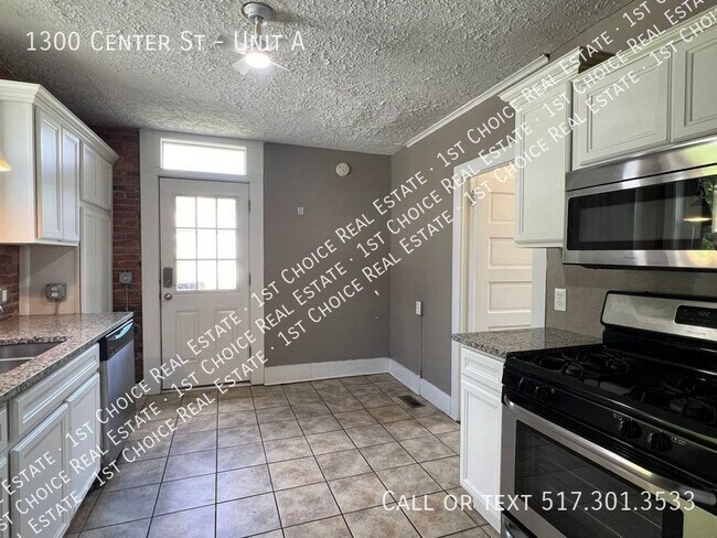 Foto del edificio - Charming 2-BDR 1-BTH Duplex in Old Town - ...