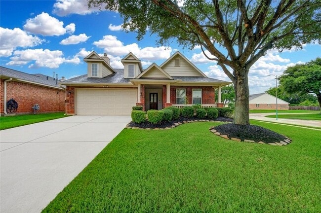 Building Photo - 16702 Grove Trail Ln