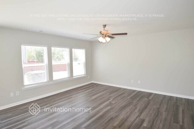 Foto del edificio - 4004 Flat Sedge Ln