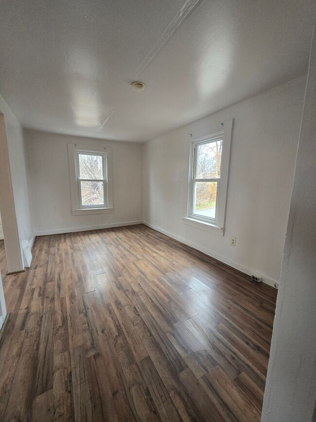 Photo - Burtner Rd Apartment