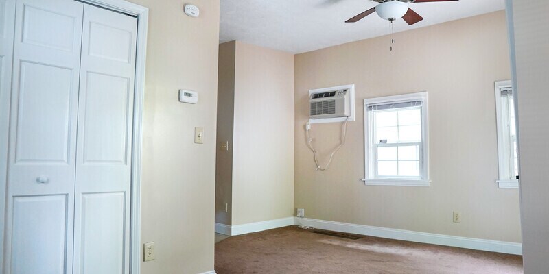 Primary Photo - 136 N Mantua