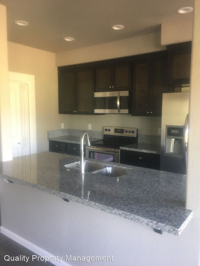 Building Photo - 3 br, 2.5 bath House - 3563 Juanipero Way