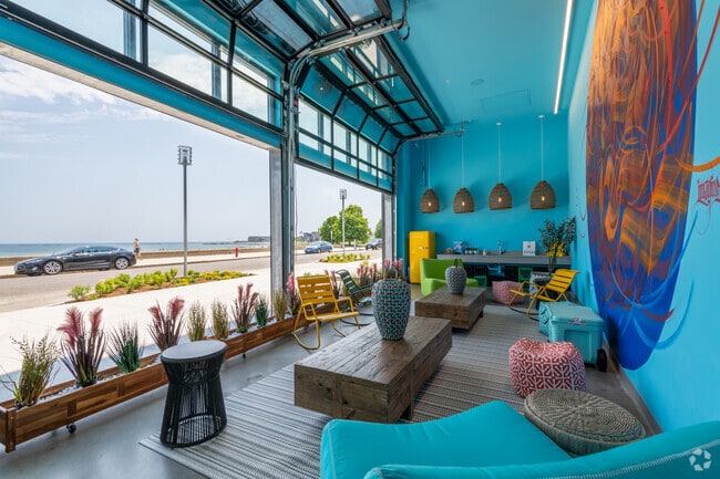 Surf Cabana - Ryder Revere Beach