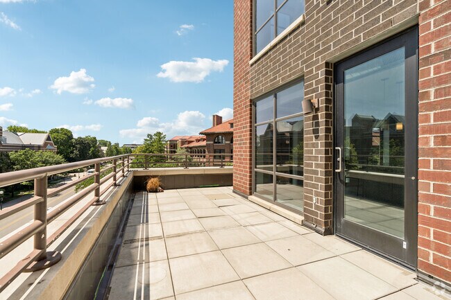 6A 6HAB, 6BA - 1,763 ft² - Balcón - Vic Village North