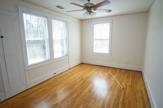 Foto del edificio - 3014 Kershaw St
